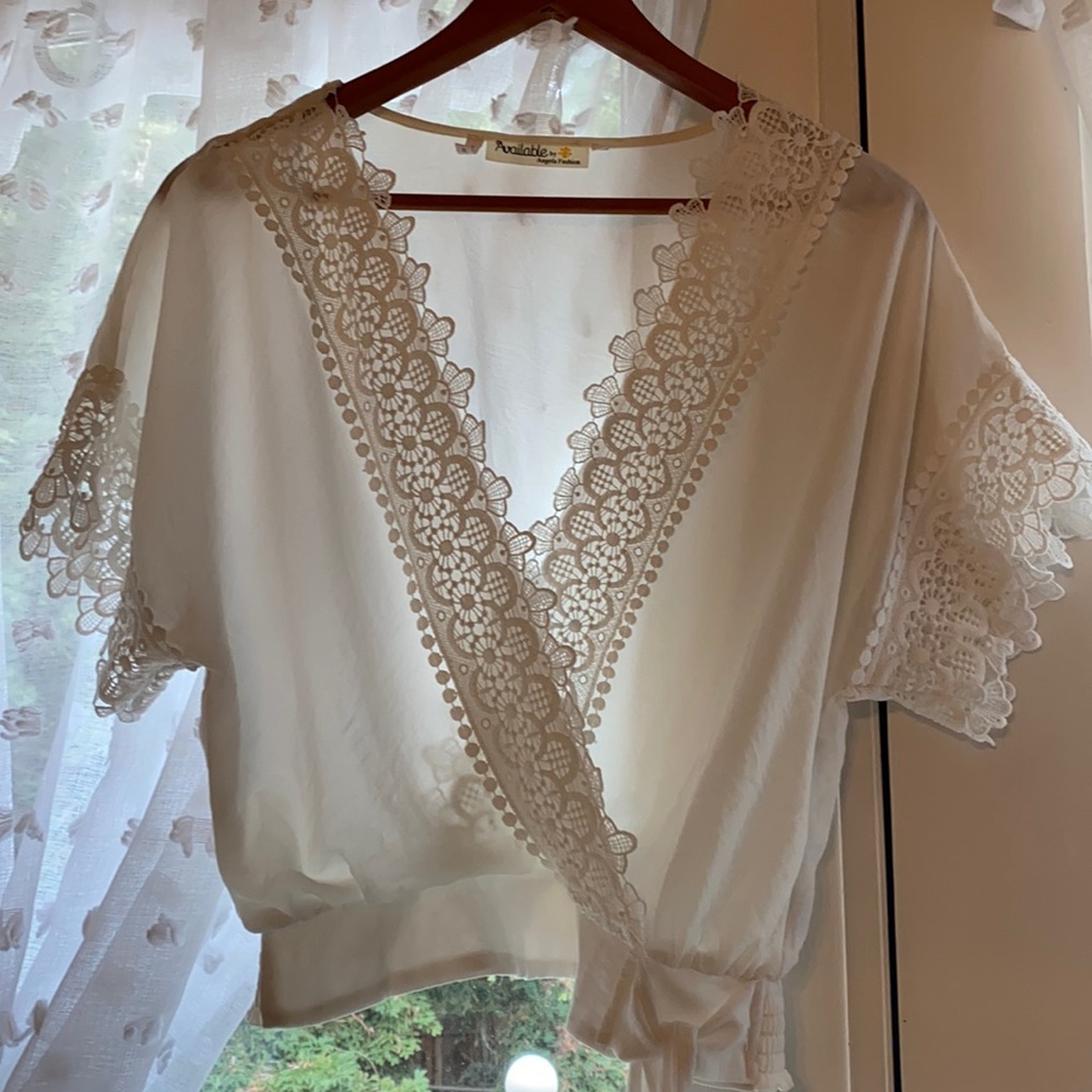 Short Sleeve White Lace Blouse